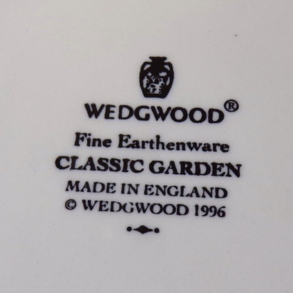 Wedgwood Classic Garden Cake Plate 11" English Earthenware   3134 - Picture 6 of 6